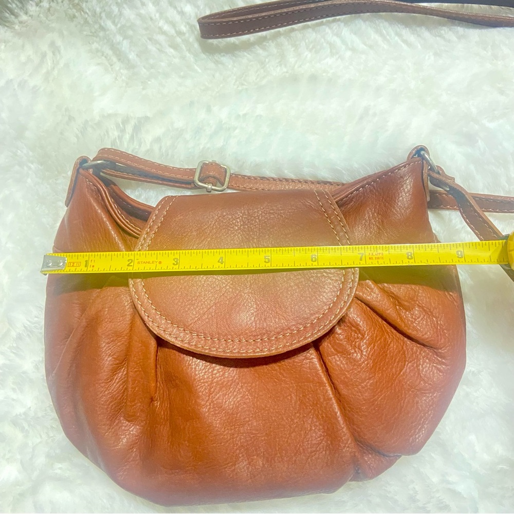 Elegant Genuine Leather Crossbody Bag - Picture 11 of 13